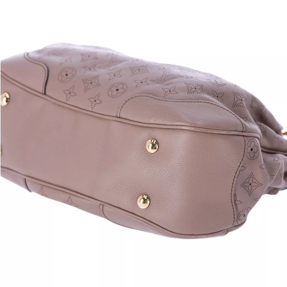 Louis Vuitton Monogram Mahina Solar PM Shoulder Bag M93445 Poudre Taupe Leather - Picture 11 of 13